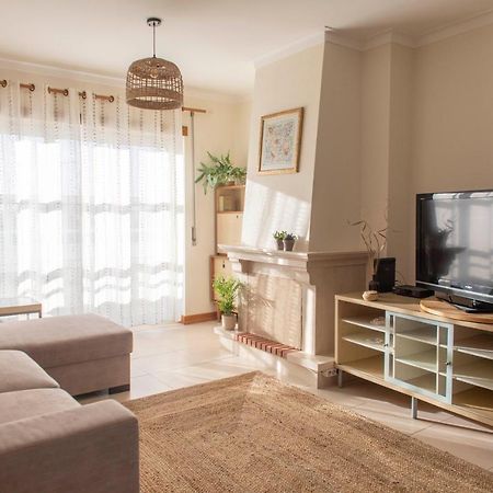 Middle Of The Bay 2 Bedroom Apartment Ferrel  Exteriör bild